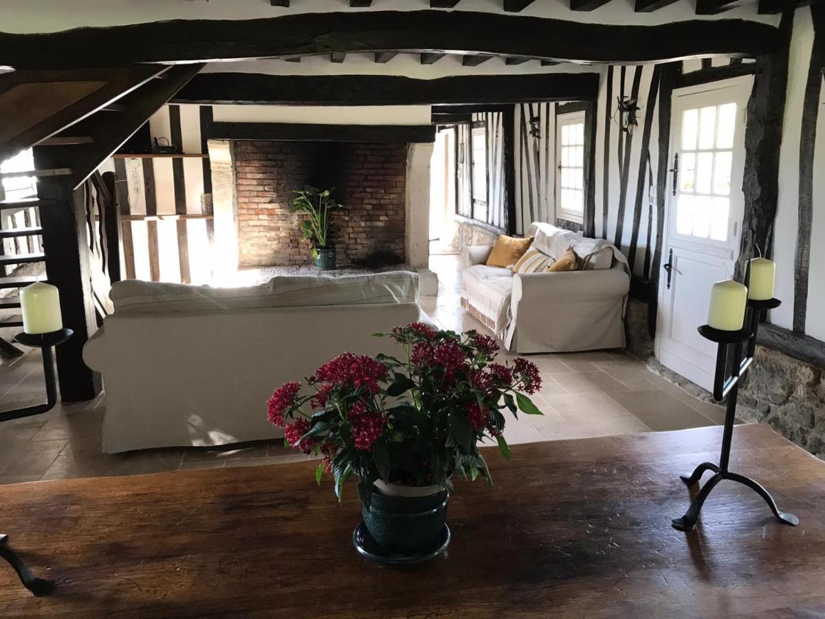 Vatteville La Gloriette Gite Situe Dans La Propriete Dun Magnifique Manoir מראה חיצוני תמונה
